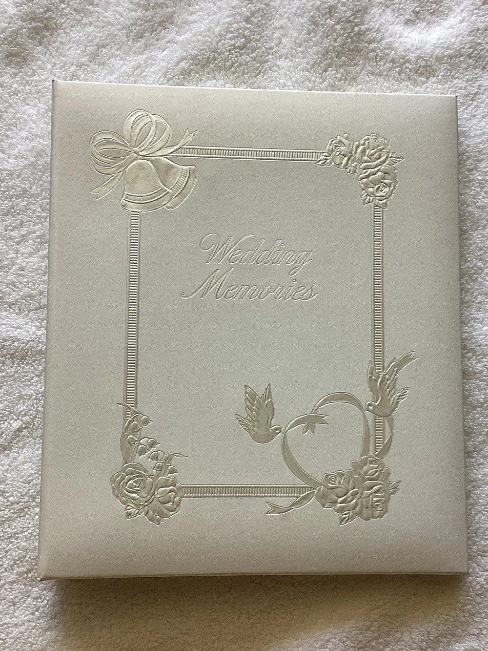 Gibson Ivory Loose-Leaf Album Insert Sheet